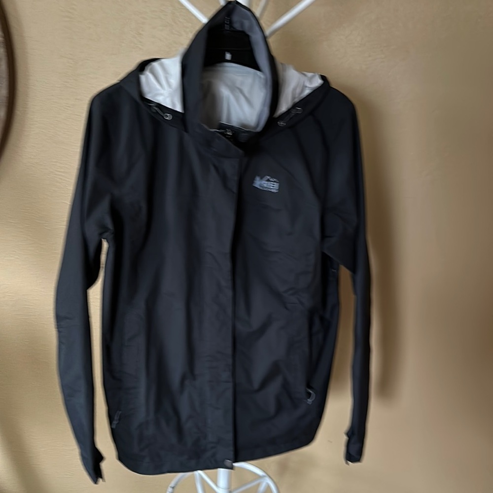 REI Black rain coat size large